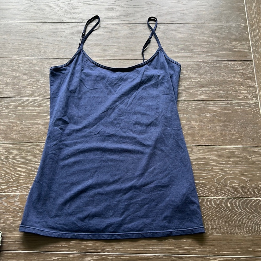 Brand: Old Navy. Size: Medium. Color: Navy Blue.